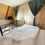 Rustic 3*